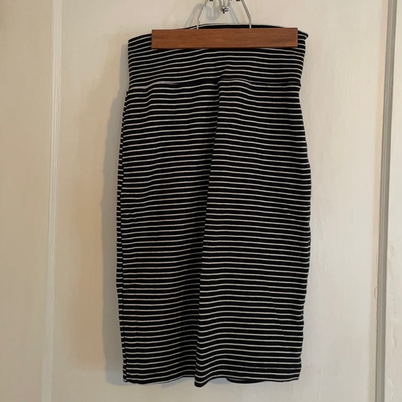 American Apparel Dresses & Skirts - American Apparel jersey skirt